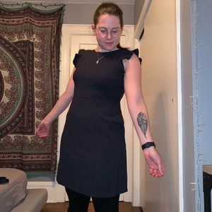 LOFT ruffle sleeve dress